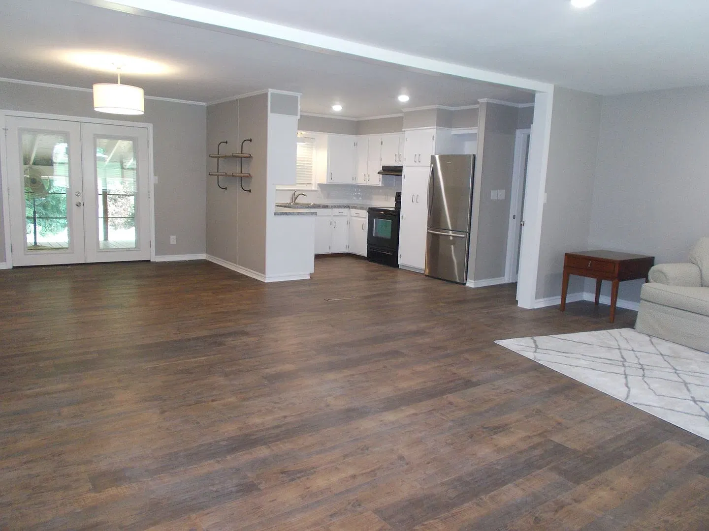 215 S Seattle Ave — Photo 4