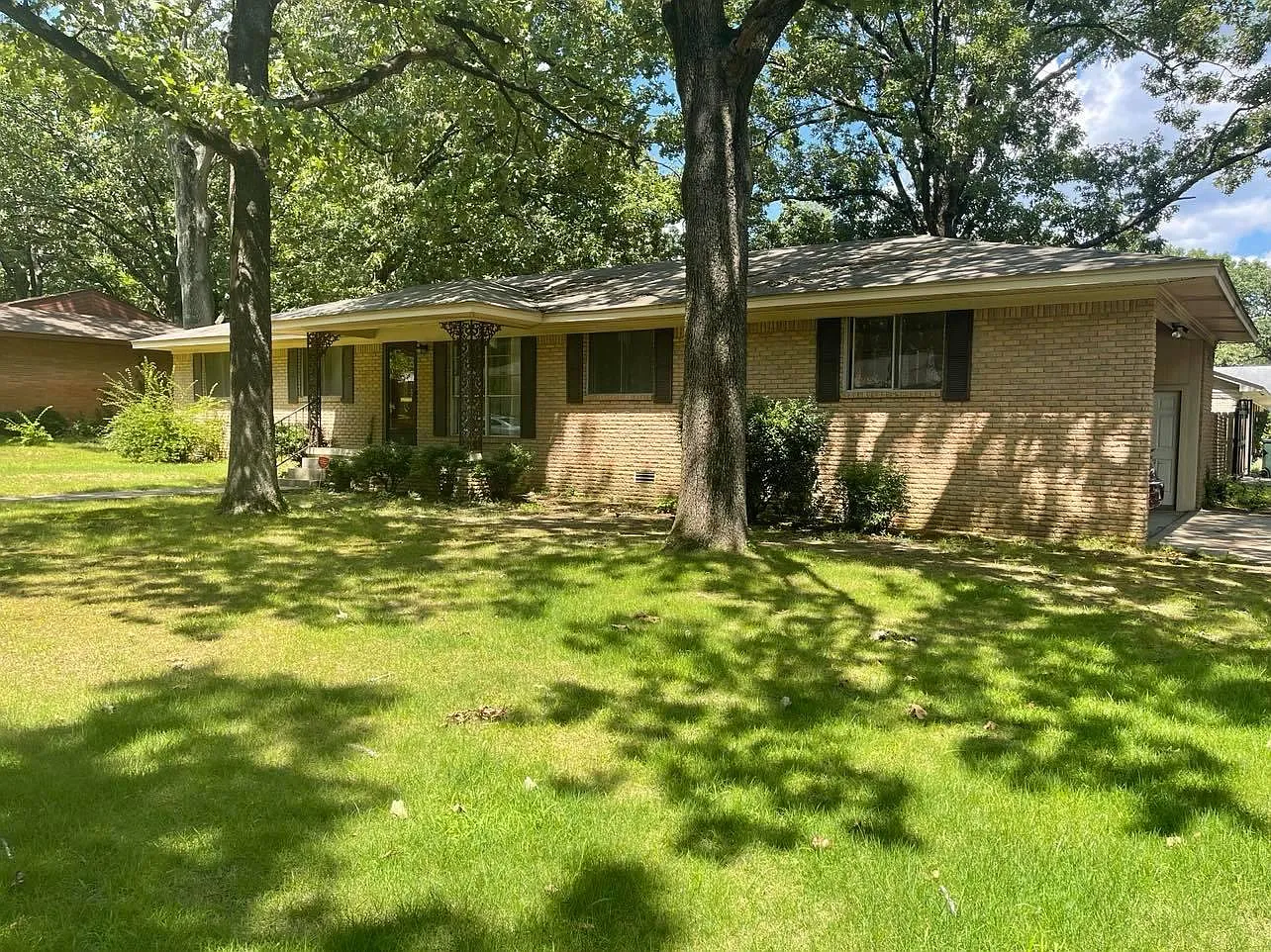 4 bed, 1568 sqft, $1,500 — Photo 1
