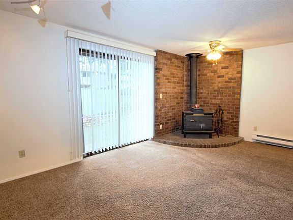 3rd image of 1901 M St NE #2003