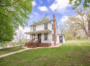 5850 Noble St, Gratiot, WI 53541