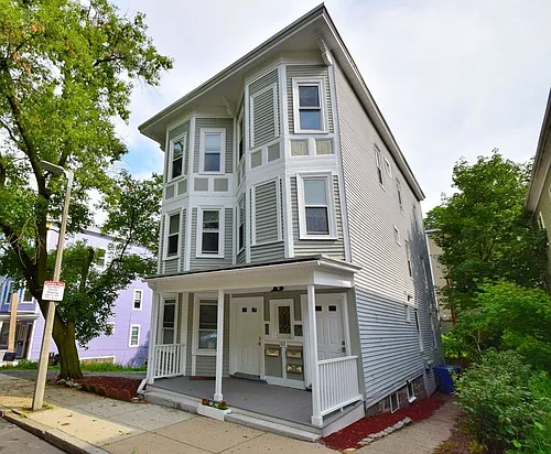 56-60 Woodlawn St #3 Photo 1
