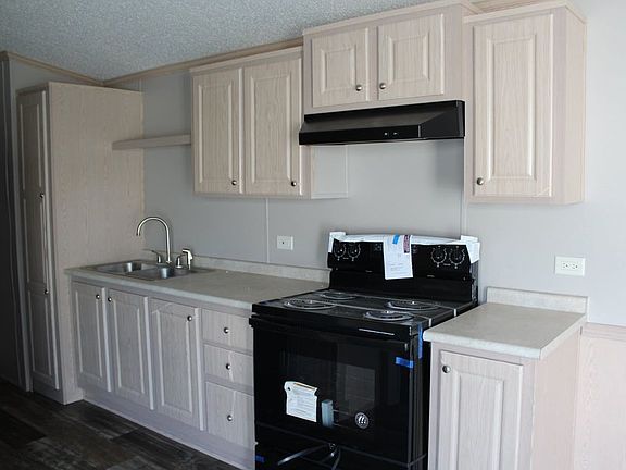 2nd image of 930 Mission Ave #83-116