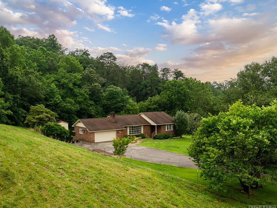 1st image of 168 Huntleigh Drive