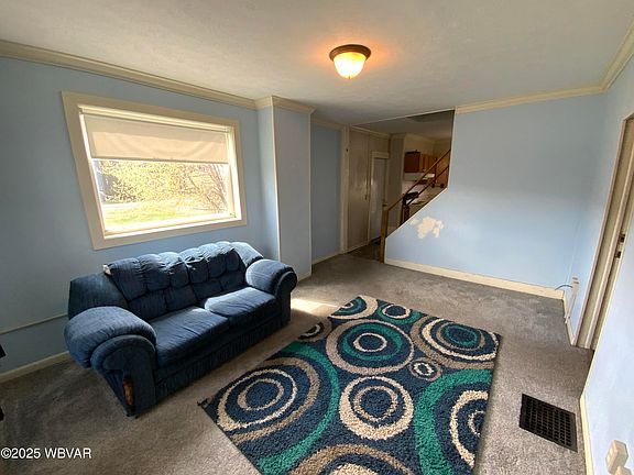 2nd image of 1201 Vine Ave