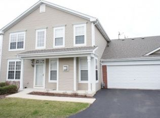 176 Brompton Ln, Sugar Grove, IL 60554