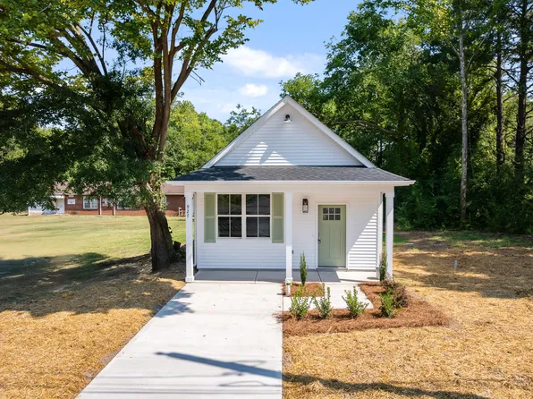 927 Carolina St E, Wilson, NC 27893