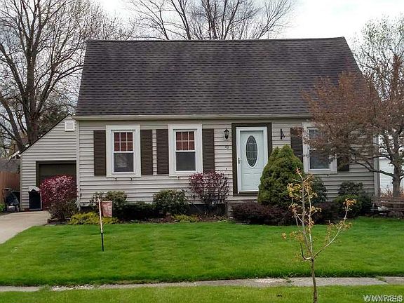 2nd image of 43 Sherwood Ave