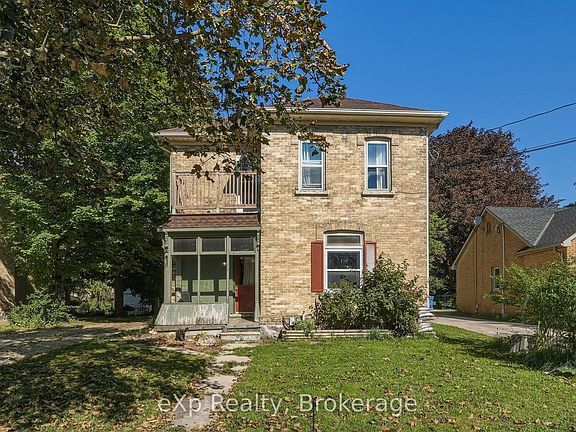 3rd image of 173 Birmingham St E