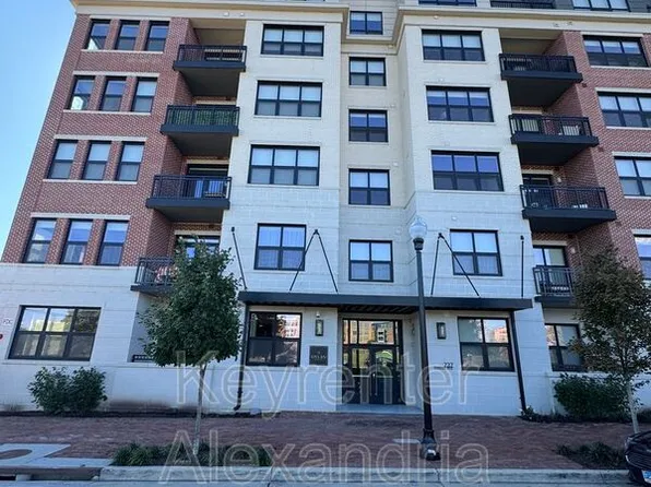 737 Swann Ave Unit 207, Alexandria, VA 22301