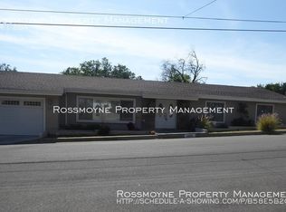 9868 Milburn Dr, Sun Valley, CA 91352