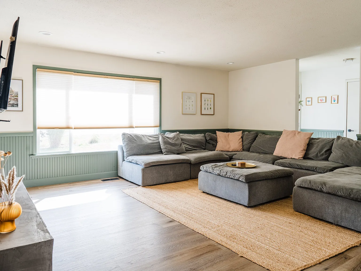 3 bed, 1678 sqft, $4,200 — Photo 2