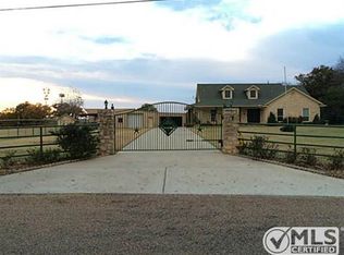 862 County Road 4481, Boyd, TX 76234