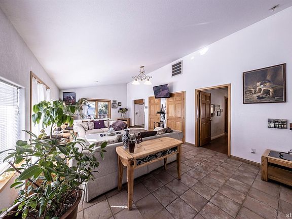 5th image of 2884 Lakewood Cir