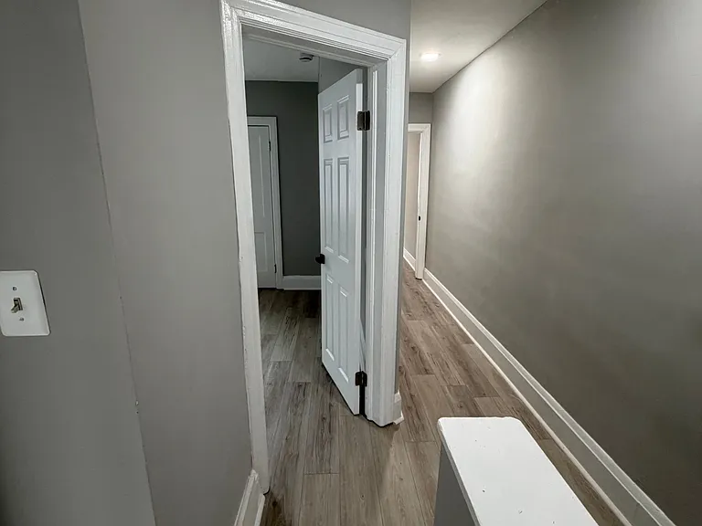 3306 W Franklin St #MAIN — Photo 6