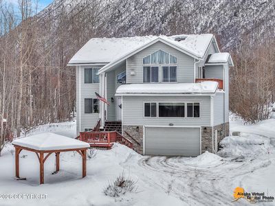 23405 Glenn Hill Cir, Chugiak, AK, 99567