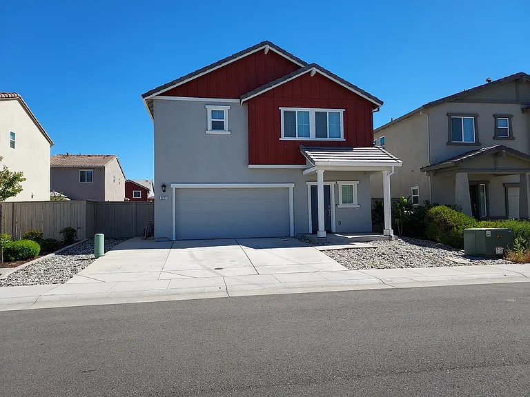 9272 Farmstead Cir — Photo 1