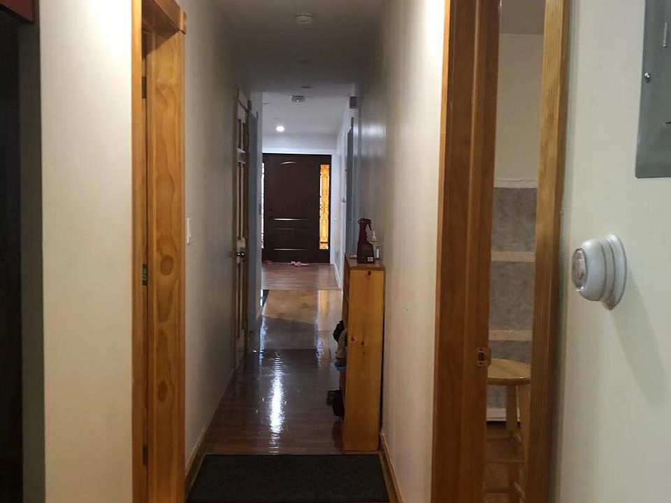 1st image of 6002 Lawrence St Floor 1