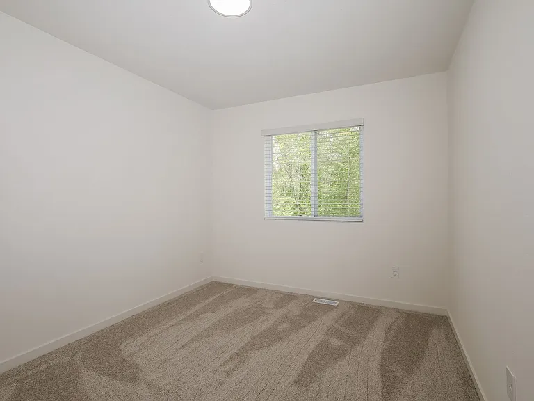 1625 Reagan Dr — Photo 20