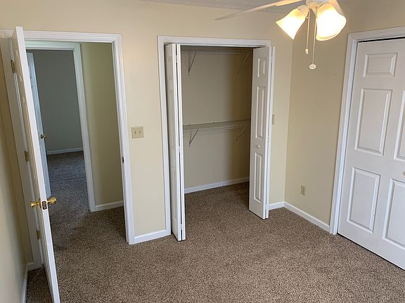 3rd image of 642 McClung Ave APT A