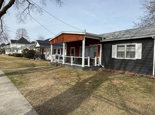 506 N Wilbur Ave, Sayre, PA 18840