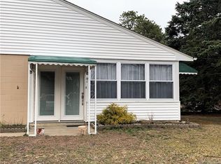 18 Crestwood Pkwy #C, Whiting, NJ 08759
