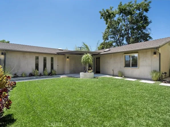 23809 Friar St, Woodland Hills, CA 91367