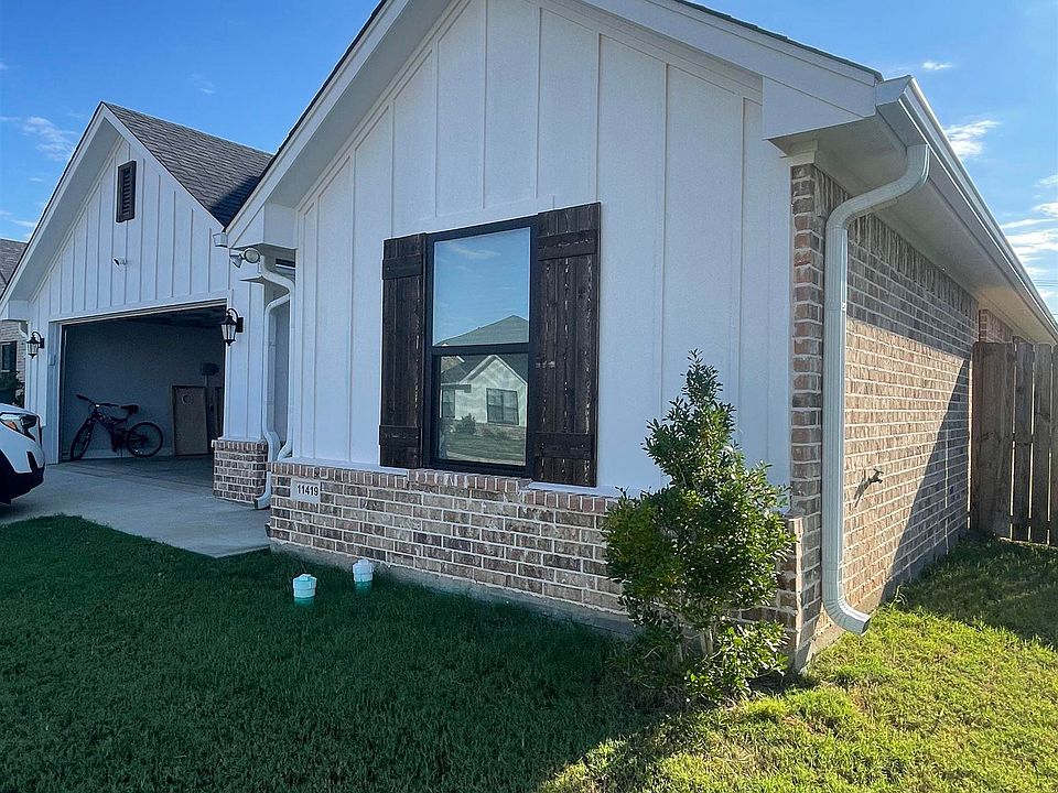 2nd image of 11419 Lindsey Garden Dr