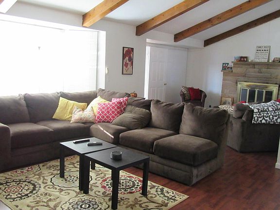 3rd image of 4686 Greenfield Dr