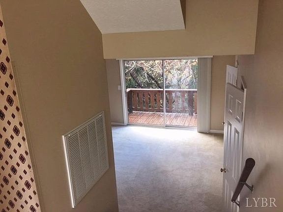 2nd image of 1459 Ashbourne Dr