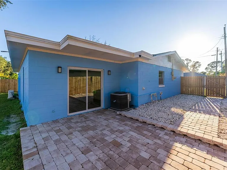 2203 Nottingham Rd — Photo 23