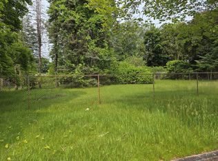 37 Kane St, Springfield, MA 01119