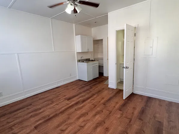 2540 McCulloh St, Baltimore, MD