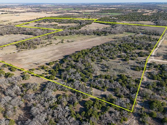 3rd image of 1398 Private Road 1399