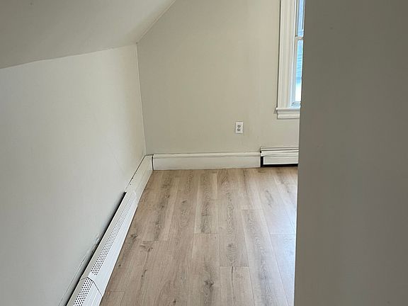 5th image of 25 Hancock St #2
