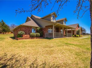 7310 Lake View Dr, Blanchard, OK 73010