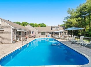 4 Knoll Crest Dr, Cumberland, RI 02864