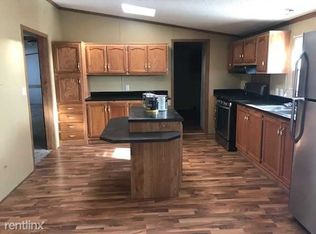 5 Pinewood Est, Chillicothe, IL 61523