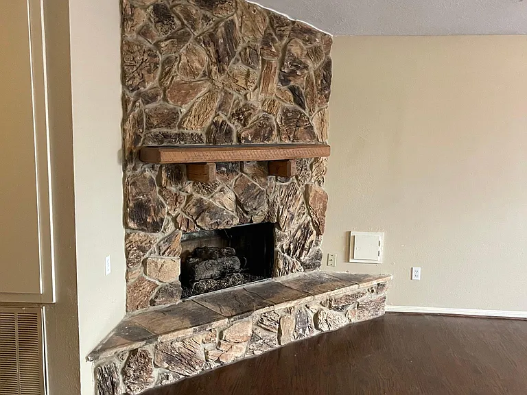 3018 Birch Creek Dr — Photo 5