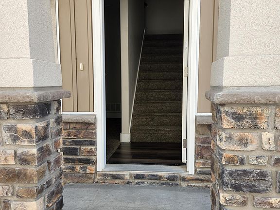 3rd image of 684 Saturn Ave #B