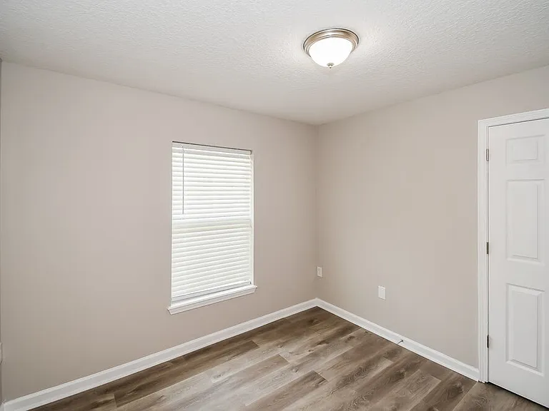 5107 Johnson Creek Dr — Photo 14