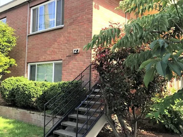 127 NW Bowdoin Pl APT 203, Seattle, WA 98107