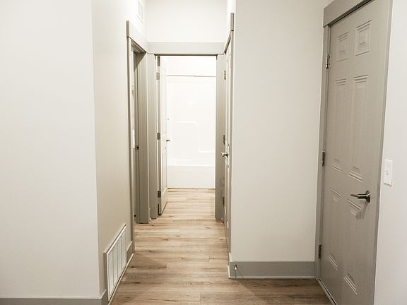 5th image of 3880 Cottage Trl #3880