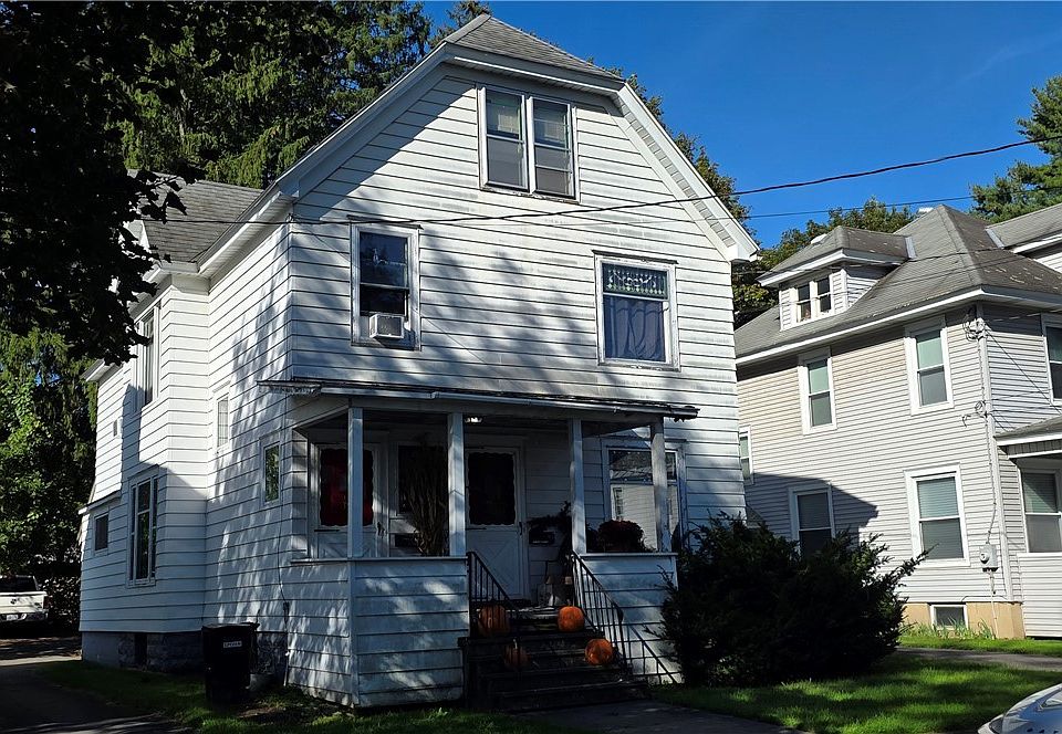1st image of 409 Henry St