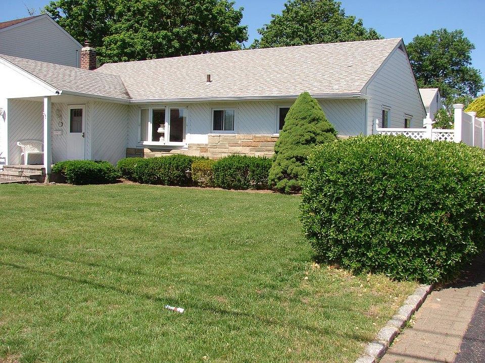 1st image of 382 Harrison Ave