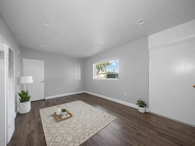 7800 Athens Circle — Photo 12