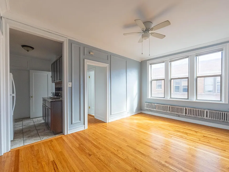 1371 W Estes Ave #3D