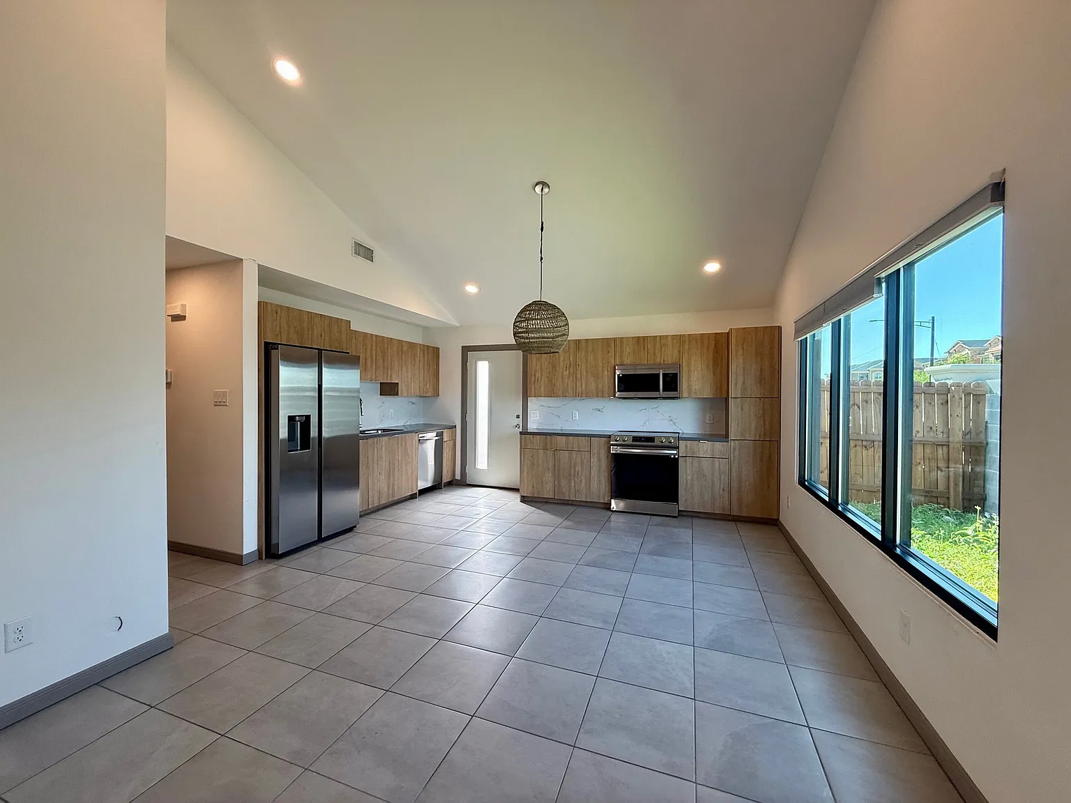 1321 East Iris Avenue - 3 — Photo 1