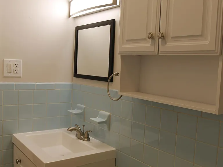 1 Lexington Ct — Photo 25