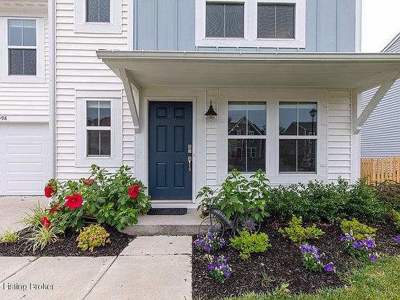 2nd image of 598 Birchwood Cir