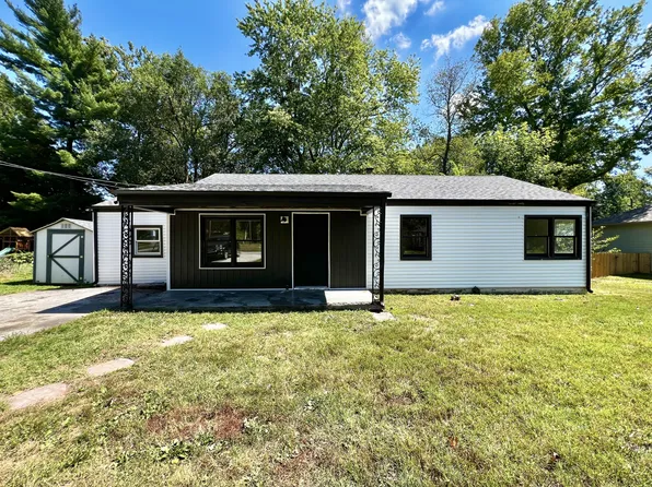 2018 S Lone Pine Avenue, Springfield, MO 65804